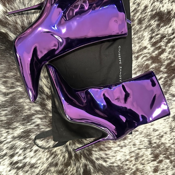 Giuseppe Zanotti Brytta High Heel Ankle Boot - Picture 8 of 12